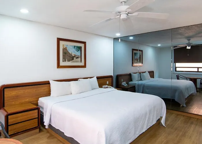San Lucas Hotel 3*