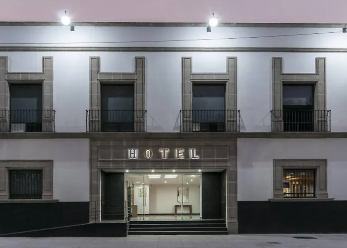 Hotel San Lucas 3*